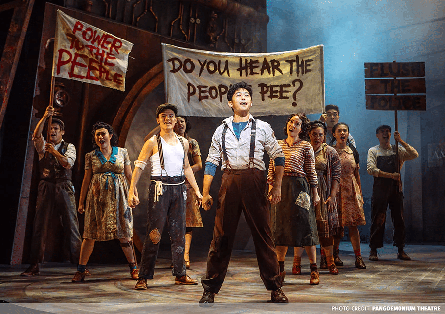 凯发k8RIVAGEPM10在Urinetown中发挥重要作用